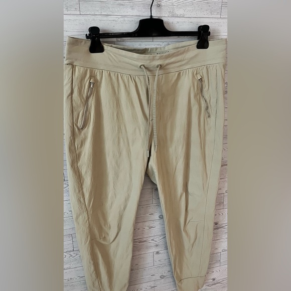 Athleta Women's Size 16 Trekkie North Jogger High Rise Pull On Pants Hiking - Picture 6 of 14